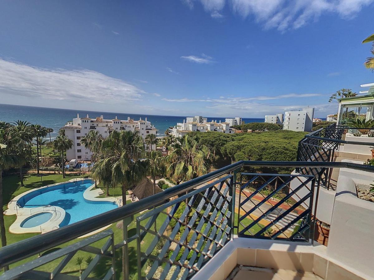 Frontline Beach Penthouse In Mi Capricho Sitio de Calahonda Luaran gambar