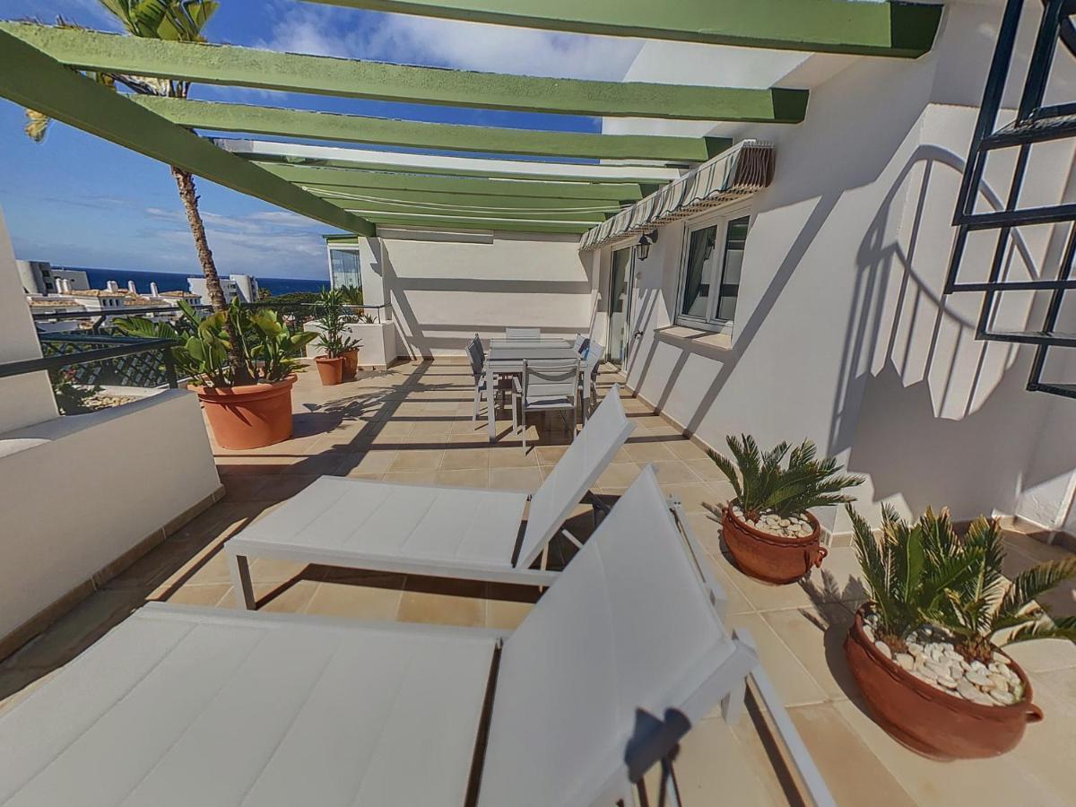 Frontline Beach Penthouse In Mi Capricho Sitio de Calahonda Luaran gambar